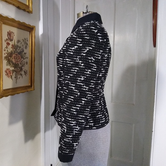 EPISODE Black and White Textured Blazer - Picture 5 of 6